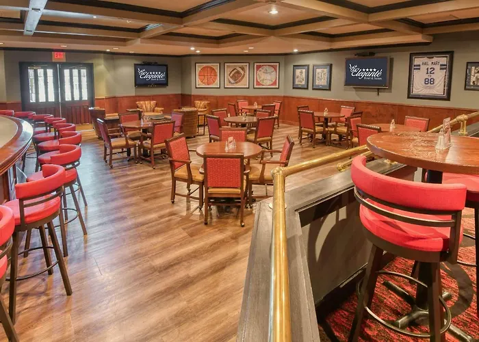 MCM Elegante Hotel&Suites – Dallas