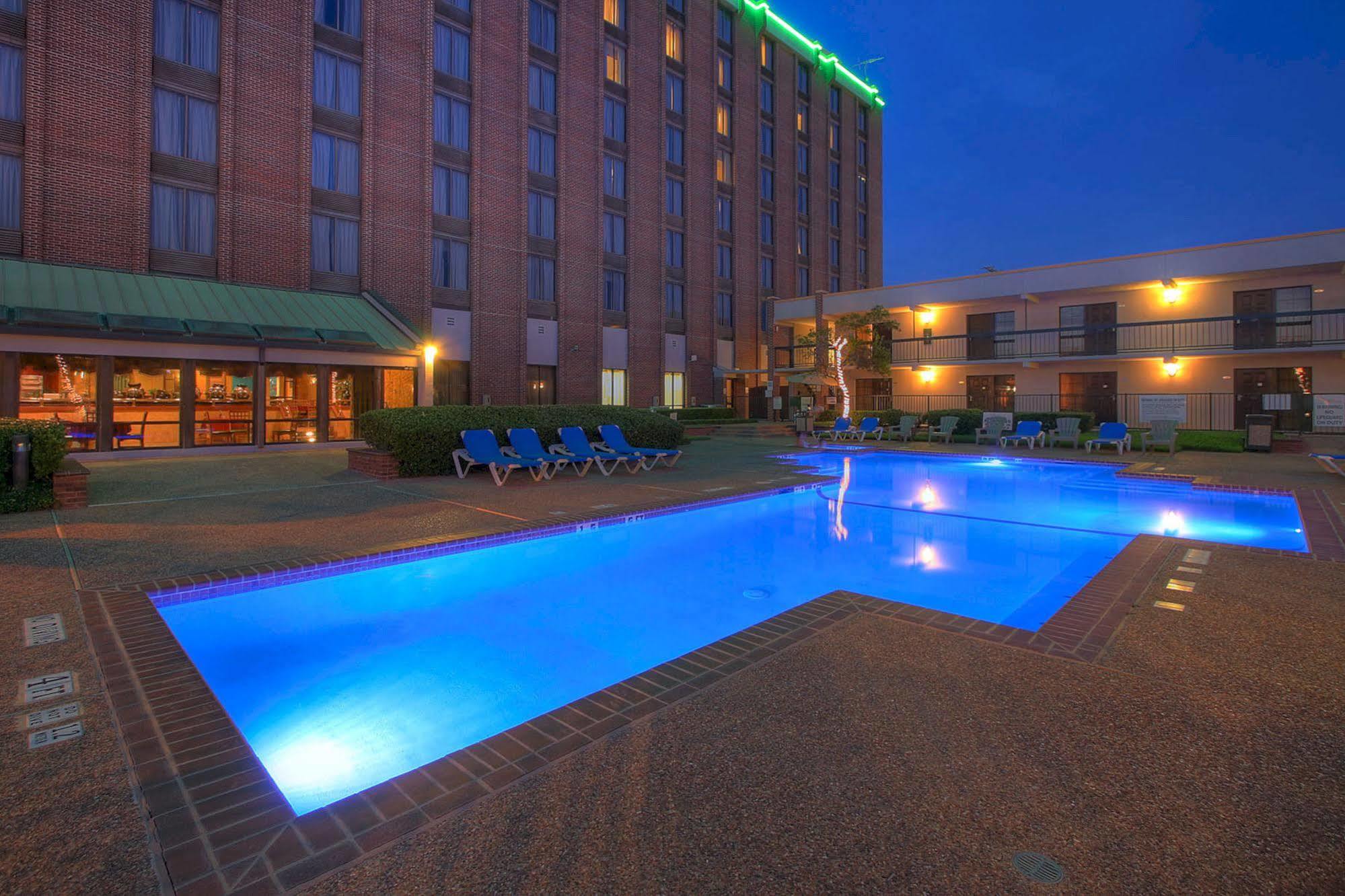 Hotel Mcm Elegante Hotel&suites – 3*